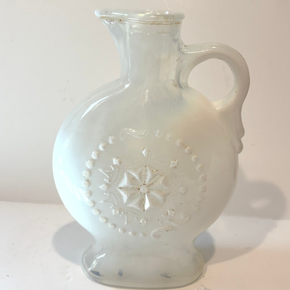 Vintage White Milk Glass Decanter Pitcher Starburst Medallion Jug D-334 6 inch